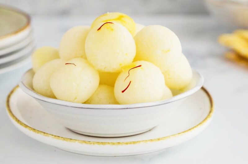 Rasgulla : The Traditional Bengali Sweet Delight